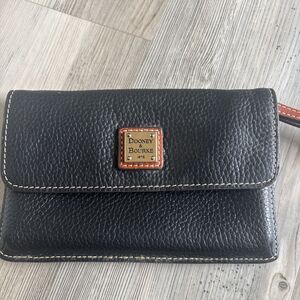 Dooney & Bourke Pebble Grain Milly Wristlet Wallet Black Leather